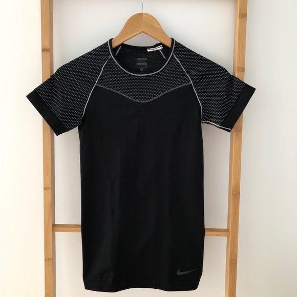Nike Tops - Nike top S